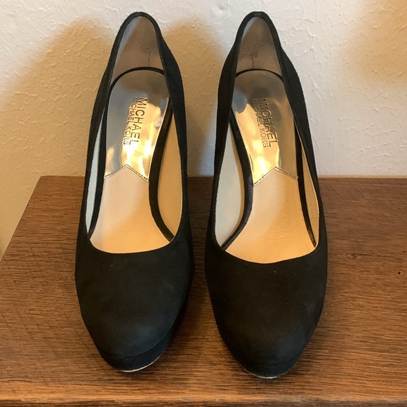Michael Kors women’s black suede round toe thick heel - Picture 2 of 8